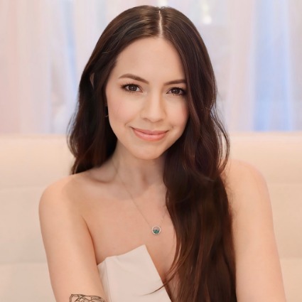 Dr. Courtney Tracy